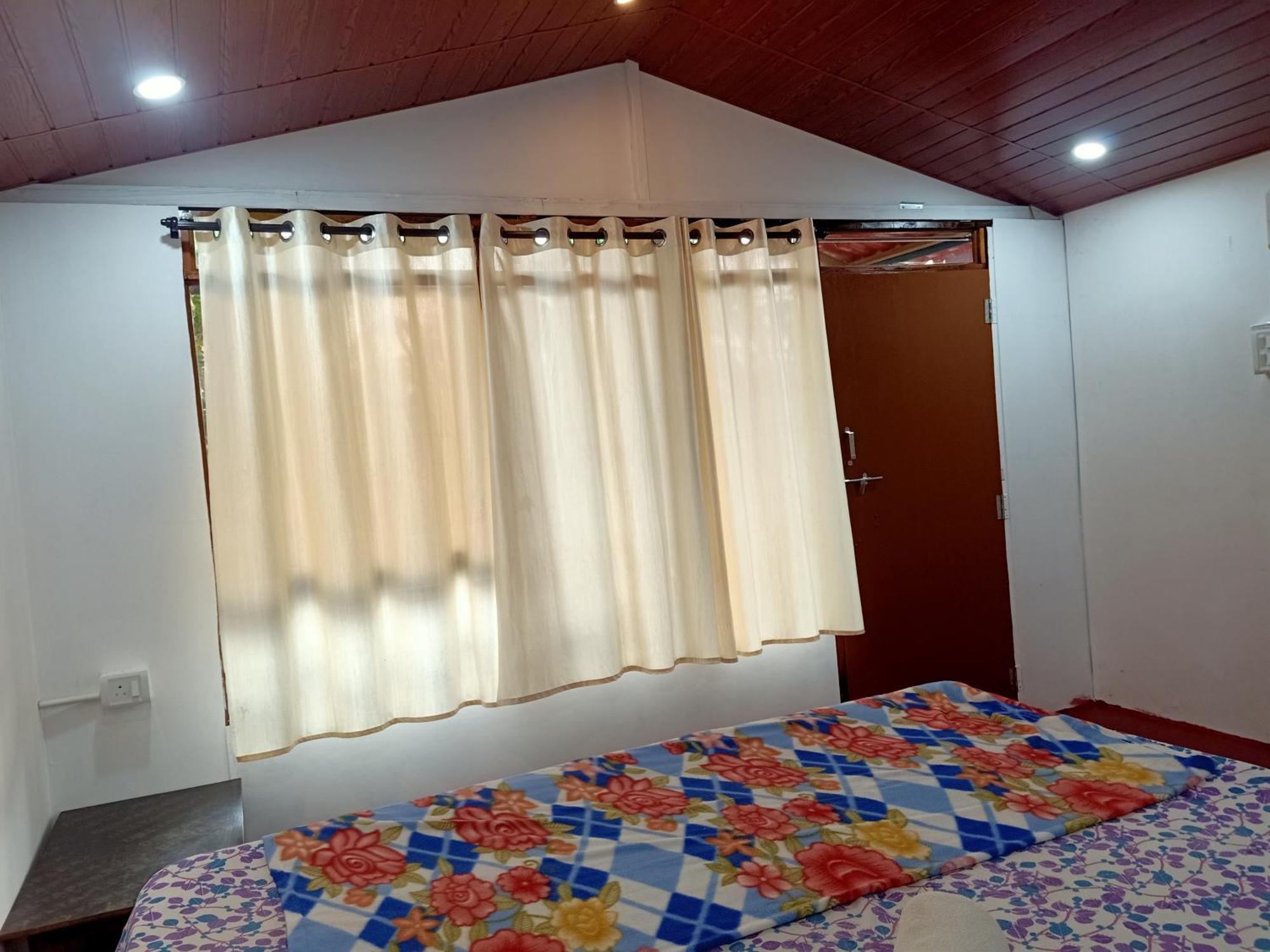 Shiv Sai Huts Hotel Canacona Buitenkant foto